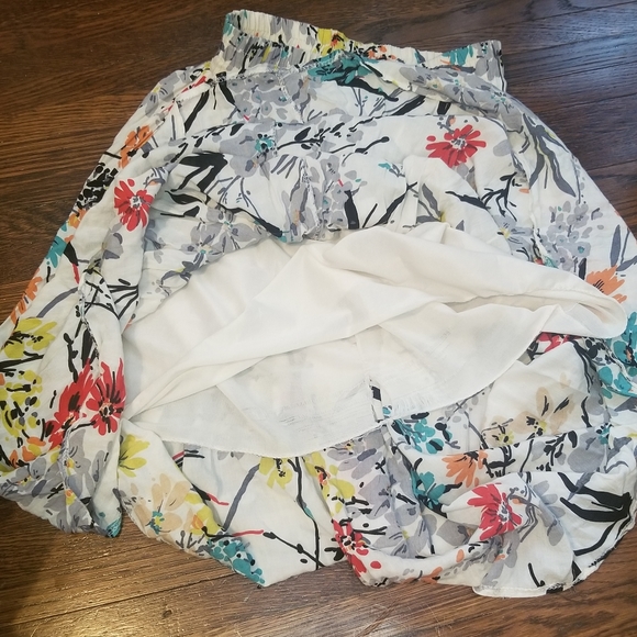 *FREE Gift* Floral Circle Style Skirt - Picture 1 of 3